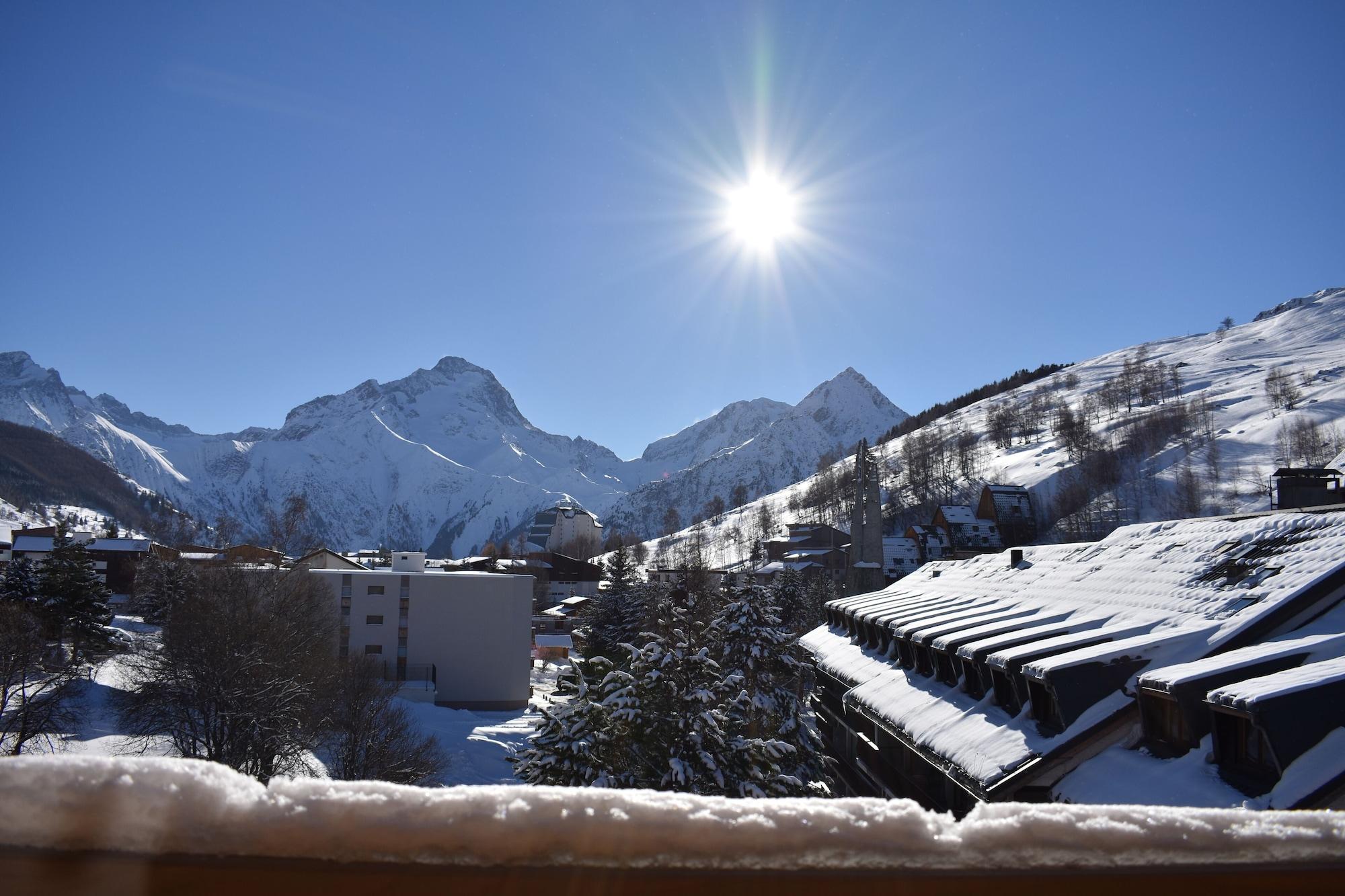 ホテル The People - Les 2 Alpes レ・デュー・アルプ エクステリア 写真